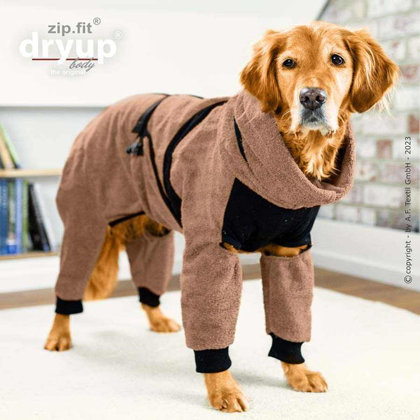 Hundebademantel DRYUP BODY® Coffee – mit Rückenreißverschluss mit Stoff-Falte, verhindert Haarverhaken
