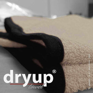 Hundehandtuch in Beige – saugstarkes Handtuch aus 100% Baumwolle, ideal zum schnellen Trocknen deines Hundes