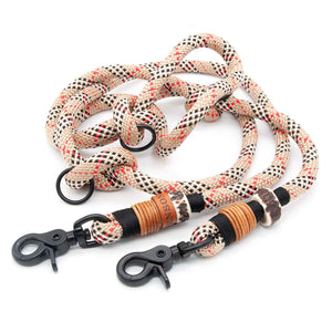 Stylische Hundeleine Highland Houndstooth mit Hirschhorn-Details, Takling und hochwertigem Leder