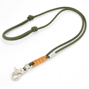 Praktische Pfeifenband für Acme-Pfeifen - stufenlos verstellbar - Oliv-Gruen