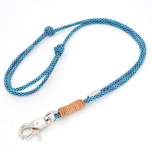 Praktische Pfeifenband für Acme-Pfeifen - stufenlos verstellbar - Hell-Blau